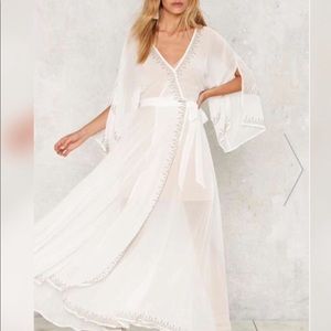 Jet set Diaries Las Perlas Kimono